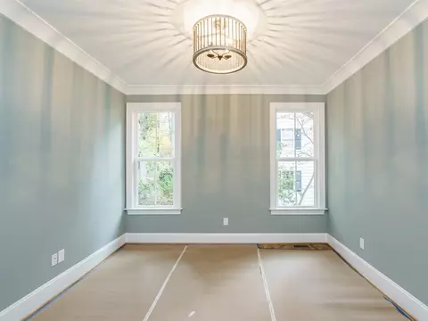404 Stacy St, Raleigh, NC 27607 photo 17