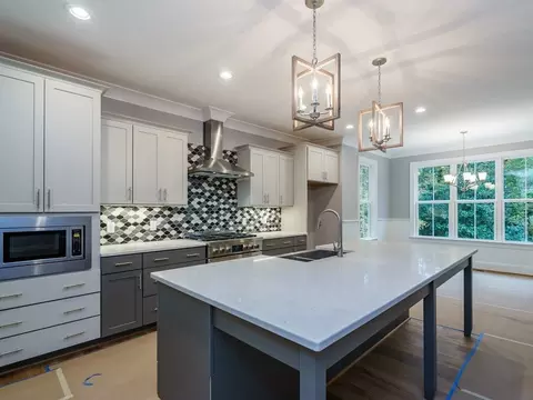 404 Stacy St, Raleigh, NC 27607 photo 12