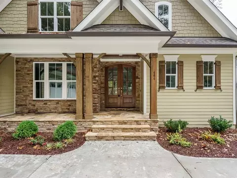 404 Stacy St, Raleigh, NC 27607 photo 2