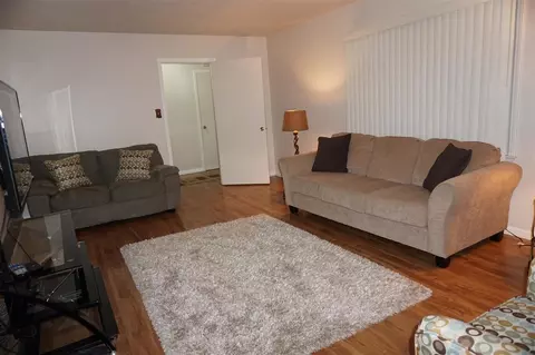 2216 Gentry Dr, Durham, NC 27705 photo 3