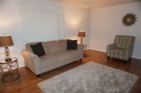 2216 Gentry Dr, Durham, NC 27705 photo 5