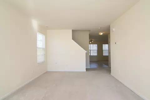 309 Weeping Willow Dr, Durham, NC 27704 photo 5