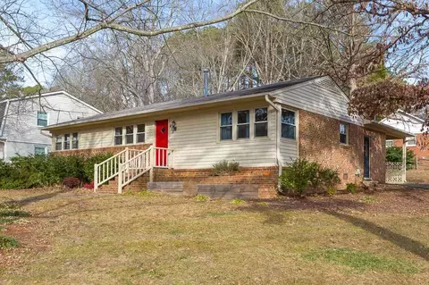 413 Pinecroft Dr, Raleigh, NC 27609 photo 1