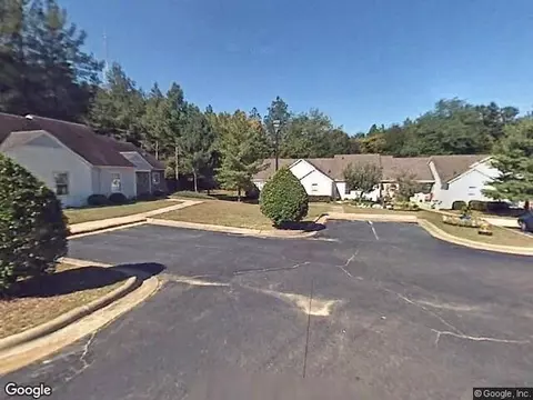908 Cedar Ct, Aberdeen, NC 28315 photo 1