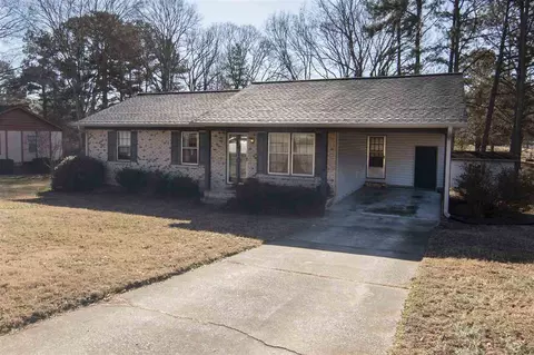 102 Val Del Ct, Garner, NC 27529 photo 1