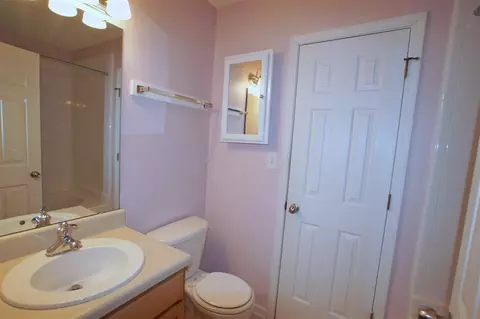 904 Bowler Dr, Durham, NC 27703 photo 18
