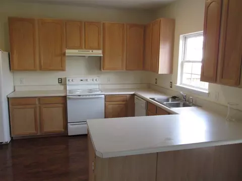 1911 Spring Creek Dr, Durham, NC 27704 photo 8
