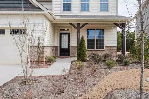 621 Hiddenbrook Dr, Durham, NC 27703 photo 2
