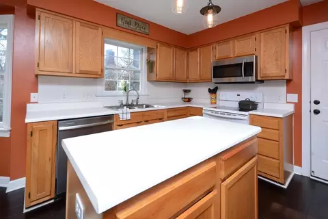 10 Chartwell Ct, Durham, NC 27703 photo 7
