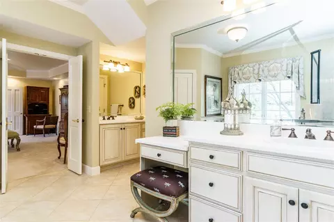 100 S Devimy Ct, Cary, NC 27511 photo 17