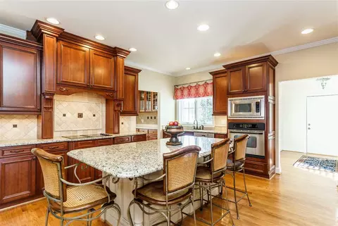 100 S Devimy Ct, Cary, NC 27511 photo 8