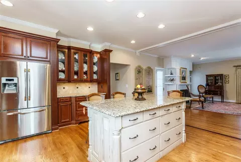 100 S Devimy Ct, Cary, NC 27511 photo 11