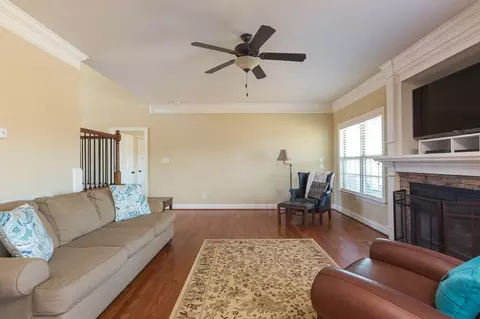 102 Meadowmist Dr, Garner, NC 27529 photo 6