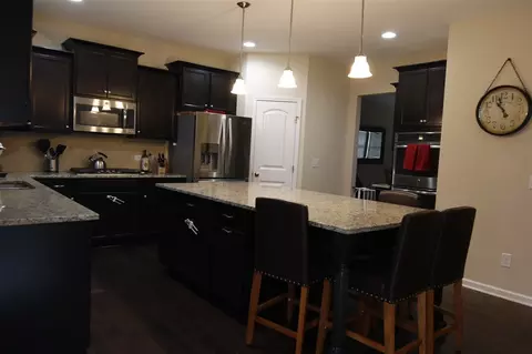 3420 Flat River Dr, Durham, NC 27703 photo 8
