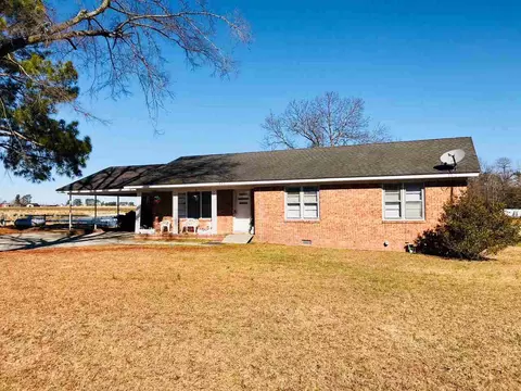 988 Benson Hardee Rd, Benson, NC 27504 photo 6