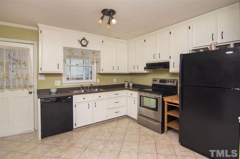 600 Ryan Rd, Cary, NC 27511 photo 5