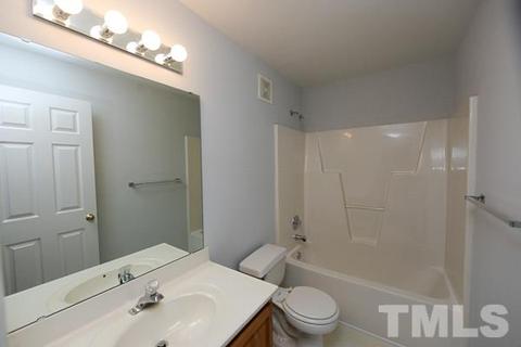 305 Glen Echo Ln #E, Cary, NC 27518 photo 11