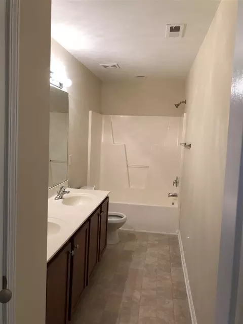 1004 Oak Park Dr, Durham, NC 27703 photo 17