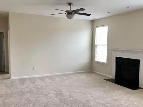 1004 Oak Park Dr, Durham, NC 27703 photo 4