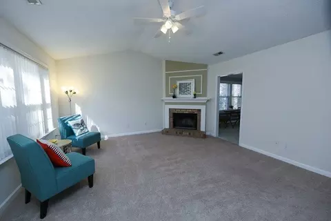 3 Windsor Glen Dr, Durham, NC 27703 photo 5