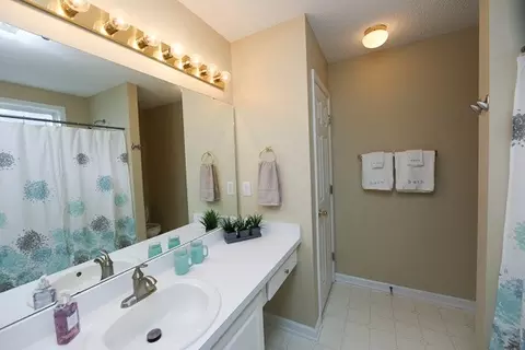 3 Windsor Glen Dr, Durham, NC 27703 photo 14