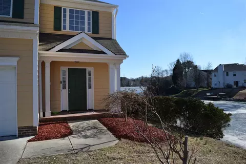 6 Spinnaker Ct, Durham, NC 27703 photo 5