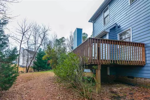 608 Chadbourne Dr, Durham, NC 27703 photo 10