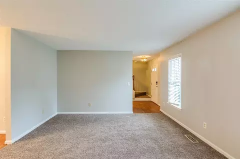608 Chadbourne Dr, Durham, NC 27703 photo 9