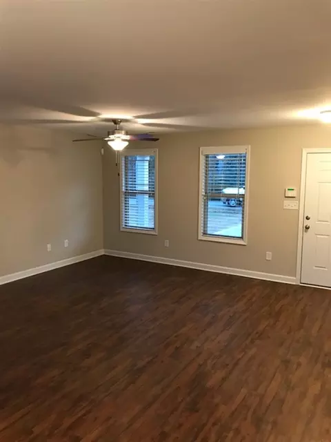 943 Butler Dr, Erwin, NC 28339 photo 3