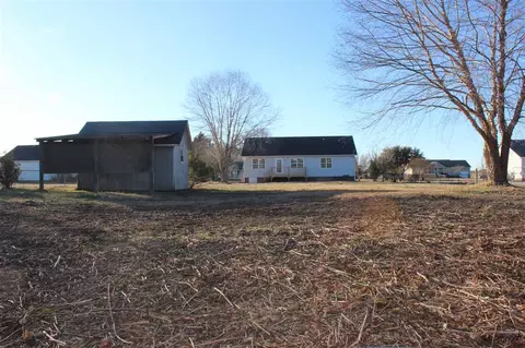 108 Lansing Dr, Benson, NC 27504 photo 23