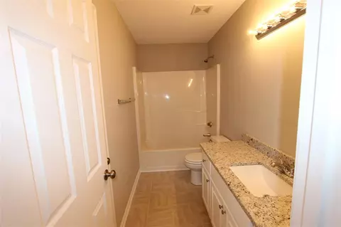 108 Lansing Dr, Benson, NC 27504 photo 13