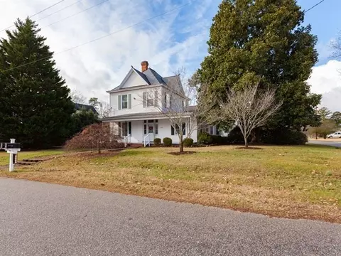 10008 N Chestnut St, Middlesex, NC 27557 photo 1