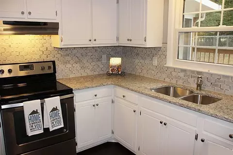 6201 Dello St, Durham, NC 27712 photo 10