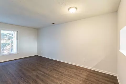8 Providence Ct, Durham, NC 27705 photo 3
