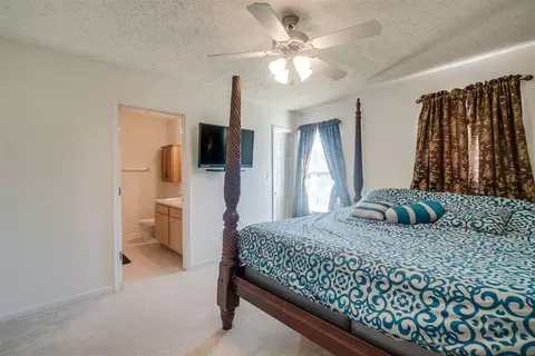 1039 Statler Dr, Durham, NC 27703 photo 17