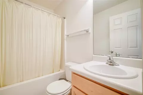 1039 Statler Dr, Durham, NC 27703 photo 13