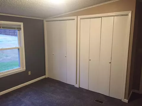 300 Grace Rd, Benson, NC 27504 photo 9