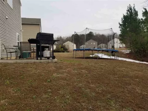 3738 Mountain Brook Cir, Durham, NC 27704 photo 3