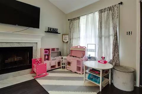 520 E Carver St, Durham, NC 27704 photo 7