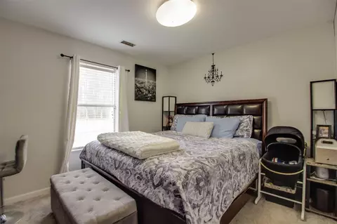 520 E Carver St, Durham, NC 27704 photo 14