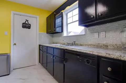 520 E Carver St, Durham, NC 27704 photo 11