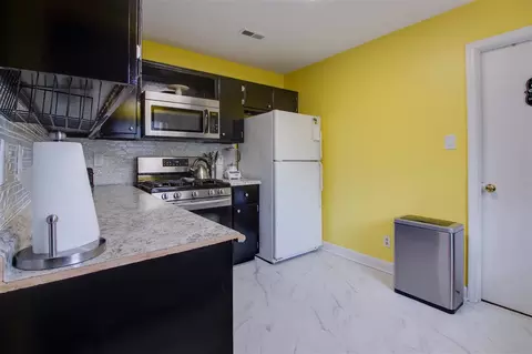 520 E Carver St, Durham, NC 27704 photo 8