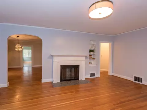 404 E Markham Ave, Durham, NC 27701 photo 9
