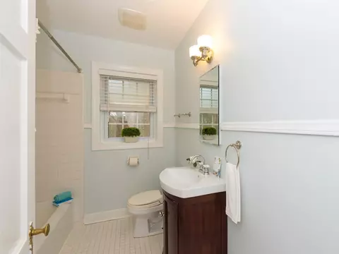 404 E Markham Ave, Durham, NC 27701 photo 18