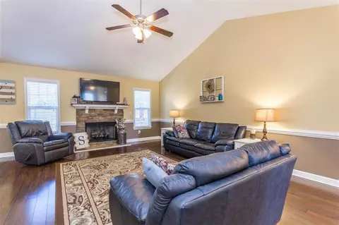 158 Bluestone Dr, Smithfield, NC 27577 photo 6
