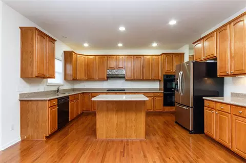 2012 Kilarney Ridge Loop, Cary, NC 27511 photo 7