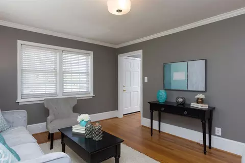 600 E Whitaker Mill Rd, Raleigh, NC 27608 photo 3