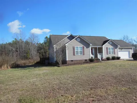 102 Fox Chase Ln, Smithfield, NC 27577 photo 2