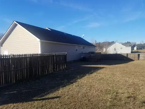 102 Fox Chase Ln, Smithfield, NC 27577 photo 5