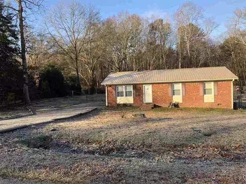 121 Old Meadowbrook Dr, Garner, NC 27529 photo 2